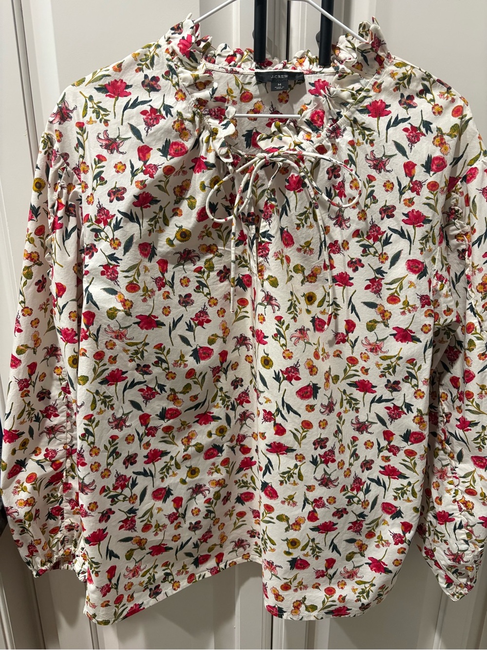 J Crew, Scalloped Tie Neck top in vintage floral, size M, EUC